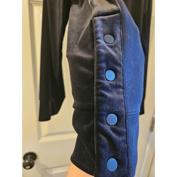 Athleta Black Velvet Retroplush Size Medium Sweater Crewneck Pullover Sweatshirt - Picture 4 of 4